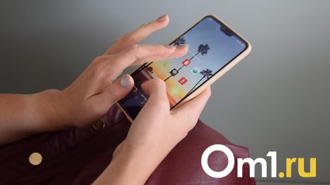 Банки обяжут возвращать омичам деньги, переведённые мошенникам