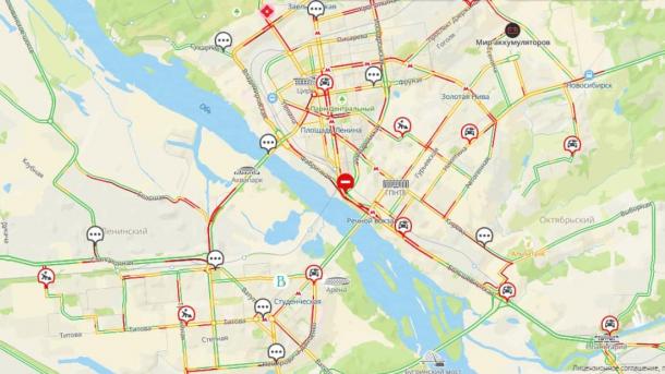 Конец шестидневной рабочей недели встретил новосибирцев 8-бальными пробками