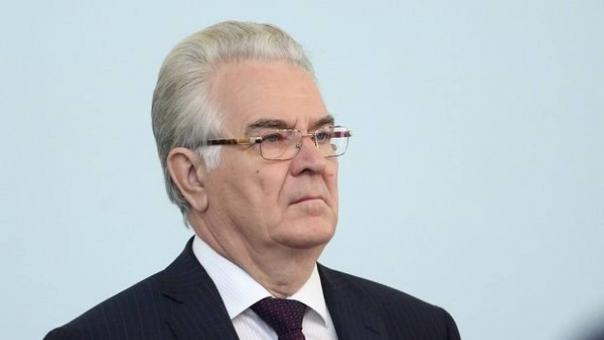 Путин наградил почётным орденом спикера омского ЗакСобрания Варнавского