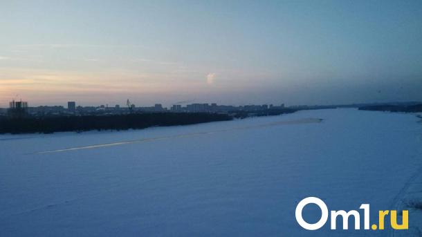 Омским моржам пришлось открывать зимний сезон почти при плюсовой температуре