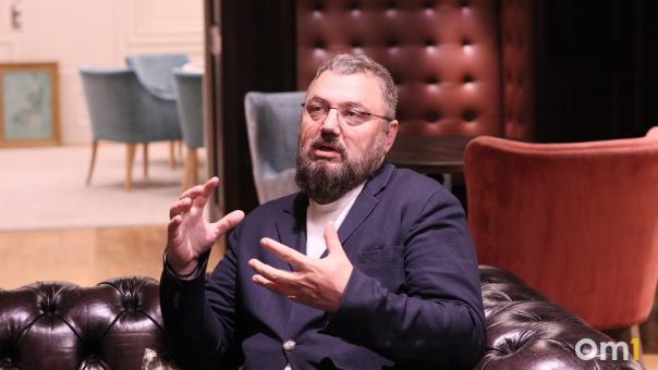 Насилие — норма? О сериале про будущее людей рассказал новосибирцам режиссёр Алексей Голубев