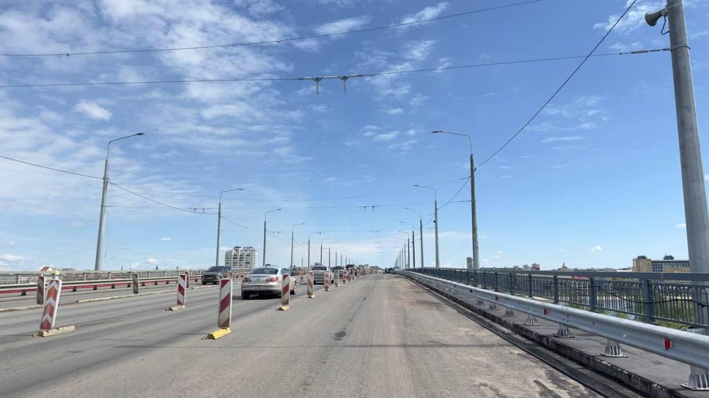 В Омске Ленинградский мост могут перекрыть полностью, чтобы провести испытания