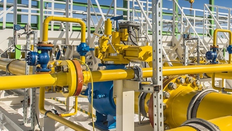 Путин поручил разработать проект строительства новых газопроводов в Сибири