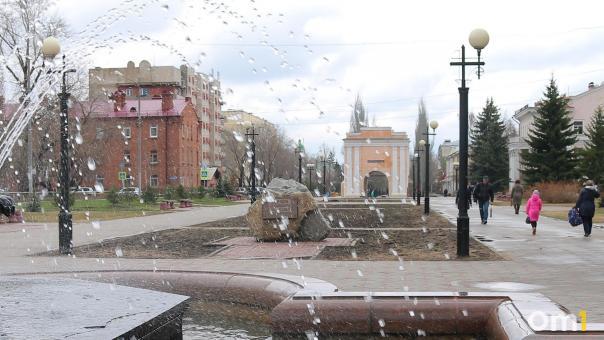 В Омске начали подготовку к запуску городских фонтанов
