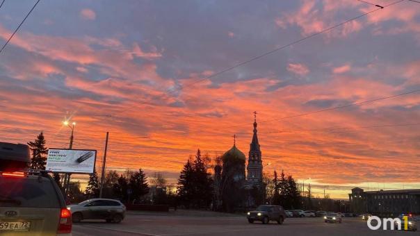 Омичи дышали примесями каждый второй день. Воздушные итоги июля
