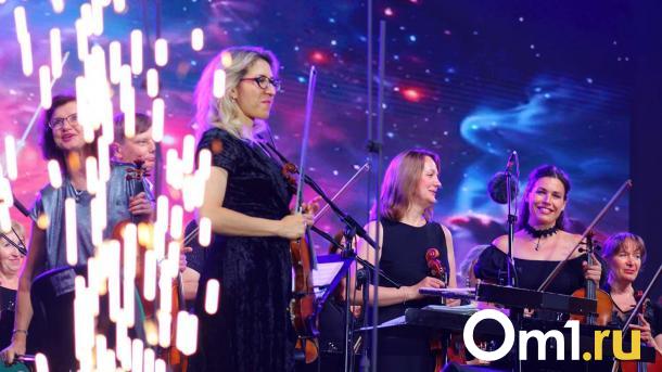 Вокруг света под проливной дождь: как прошёл «СимфоПарк-2024» в Омске