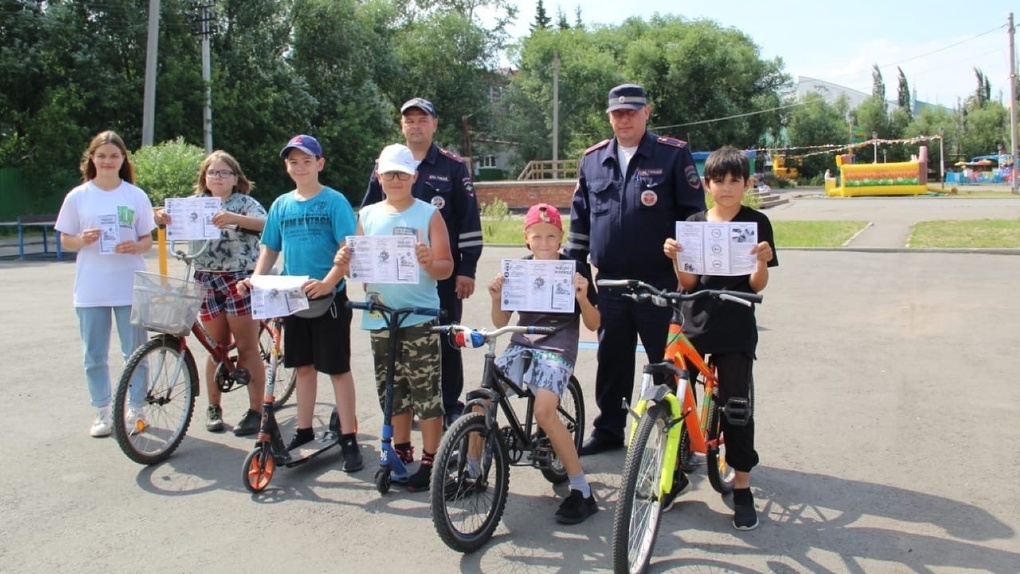 Омская Госавтоинспекция пытается предотвратить трагедии с участием юных велосипедистов — ФОТО