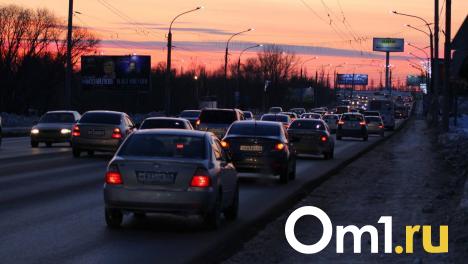 Омичам рассказали, как сэкономить на такси в новогоднюю ночь