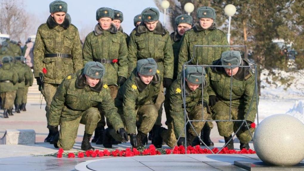 В Омской области почтили память воинов, которые участвовали в боевых действиях за пределами Родины