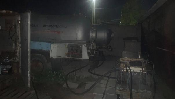 В Омске полицейские закрыли нелегальную газозаправочную станцию