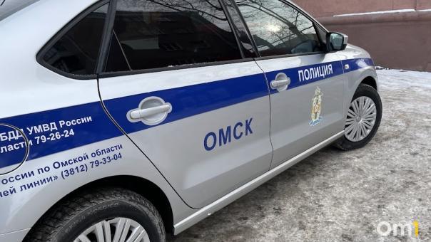 Сорвалась вниз: в Омске под мостом нашли тело женщины