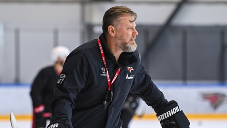 «Понял, что следующий на выход Рябыкин»: Сушинский прокомментировал отставку тренера в «Авангарде»