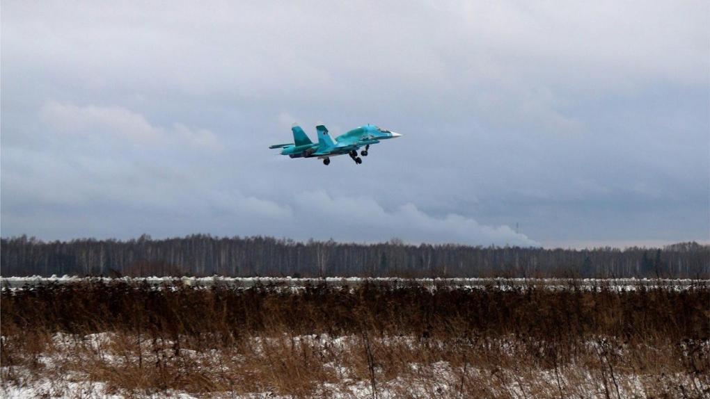 Бомбардировщики Су-34 из Новосибирска переданы Минобороны