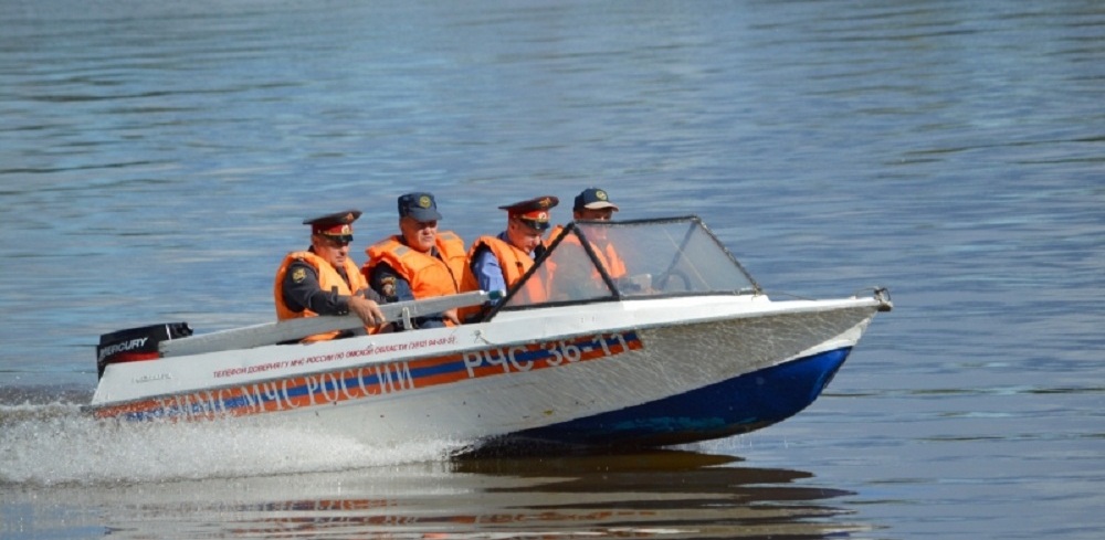 Омская полиция, МЧС и прокуратура объединили силы, чтобы ловить пьяных судоводителей