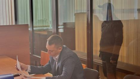 В Новосибирске двух инспекторов ДПС отправили под стражу за получение крупной взятки