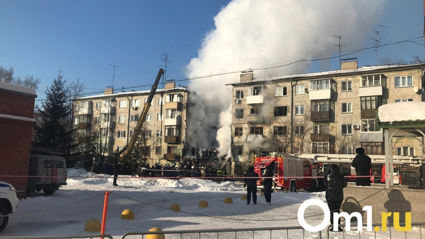 После обрушения дома в Новосибирске проходят обыски в газовых компаниях
