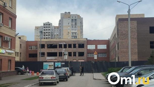 Школу-долгострой в «Серебряном береге» закончат в этом году