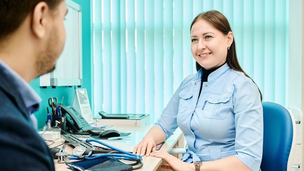 Коварная гипертония: врач-кардиолог рассказала, чем опасна жизнь «под давлением»