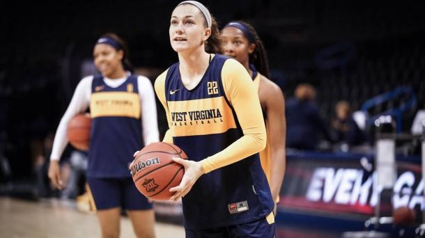 Омский «Нефтяник-Титан» подписал контракт с американской баскетболисткой