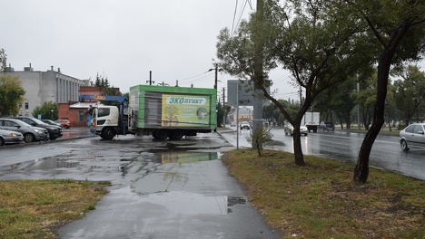 Регоператор установил первый Экопункт по приёму вторсырья у омичей