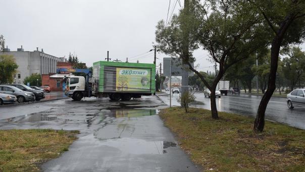 Регоператор установил первый Экопункт по приёму вторсырья у омичей