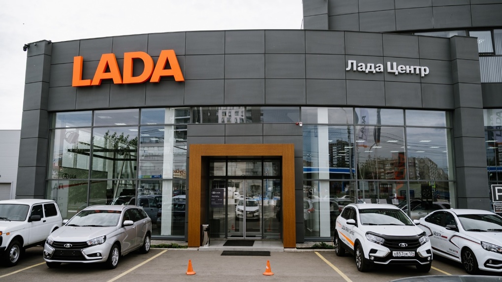 В Новосибирске открылся третий дилерский центр LADA