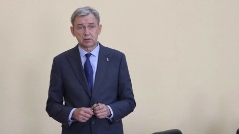 Место спикера в Заксобрании предложили занять Александру Артёмову