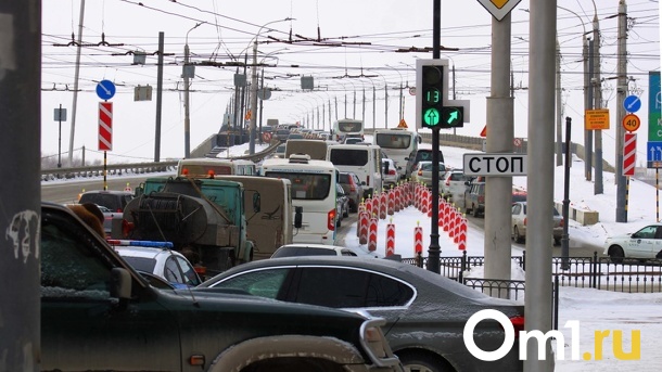 Ленинградский мост в Омске будут полностью перекрывать раз в неделю