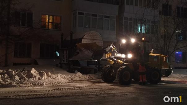 В Новосибирске запретят парковать автомобили ночью