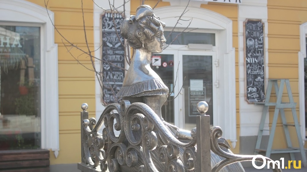 Фуд-пространство на улице Карла Либкнехта в Омске назвали «Люба, давай!»