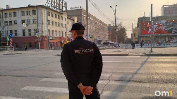 Новосибирца будут судить за покушение на полицейского и лжеминирование