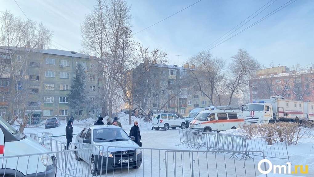 В Новосибирске начали запускать жильцов в разрушенный дом в Заельцовском районе