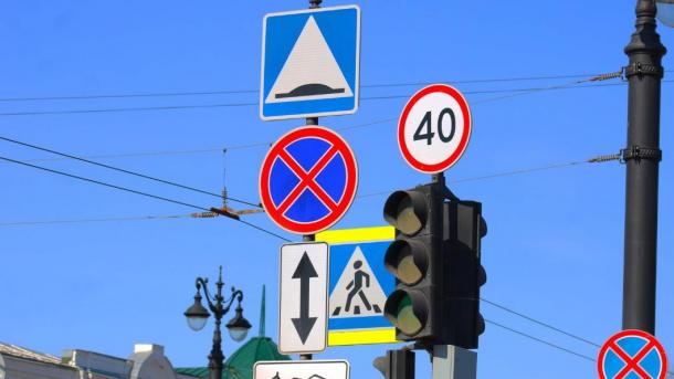 Бердск – жители требуют установку светофора на месте гибели ребёнка: петиция набирает подписи