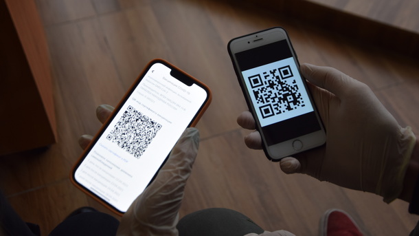 1 марта в Новосибирской области отменят QR-коды в сфере услуг