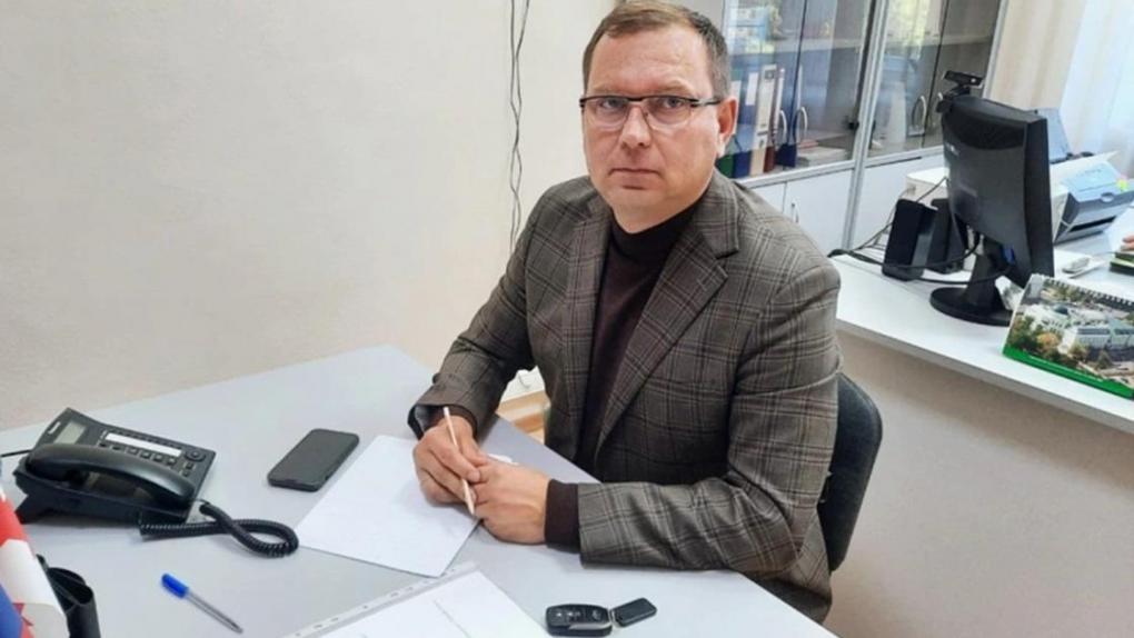 Депутата Омского горсовета Дмитрия Саханя обвиняют в мошенничестве