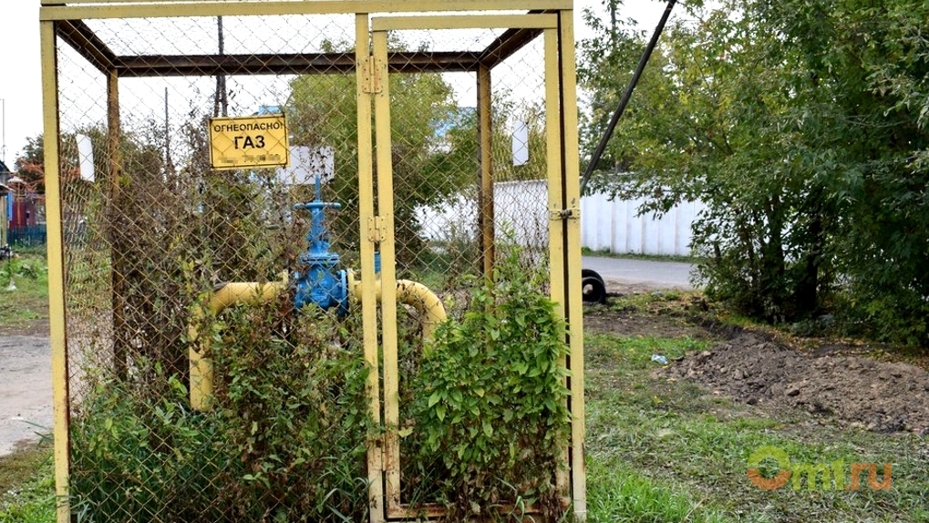 В Азовском районе в эксплуатацию ввели межпоселковый газопровод