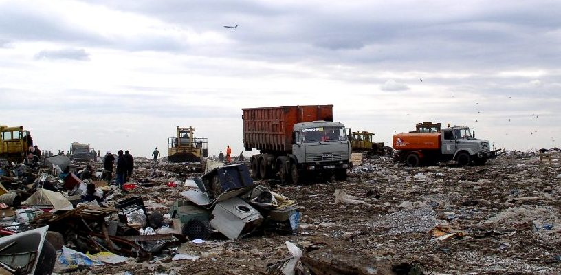 На случай мусорного коллапса в Омской области держат козырь в рукаве