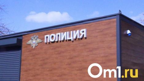 Новосибирец запер девушку в квартире и угрожал ей расправой
