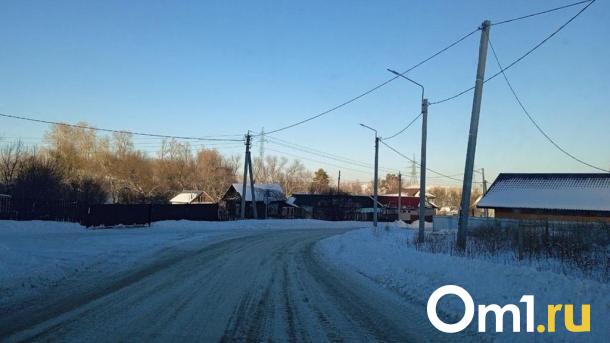 В омском доме нашли тело мужчины с телесными повреждениями