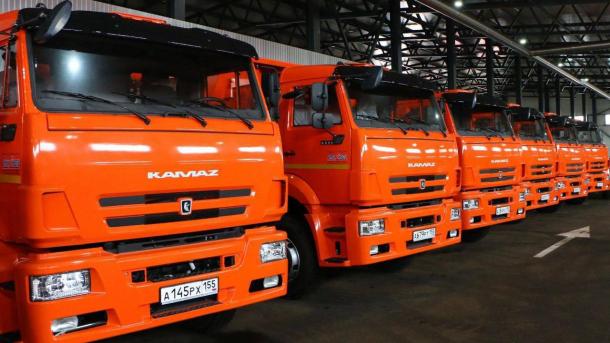 Каждый год для Омска будут покупать грузовиков на 300 миллионов