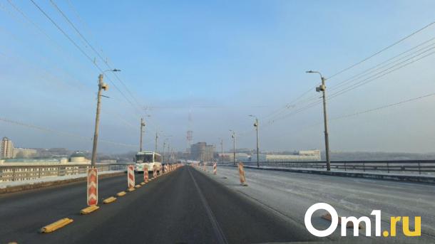 В Омске на мосту у Телецентра изменилась схема движения