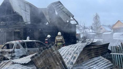 На помощь тарскому священнику-погорельцу за месяц собрали 1,4 млн рублей