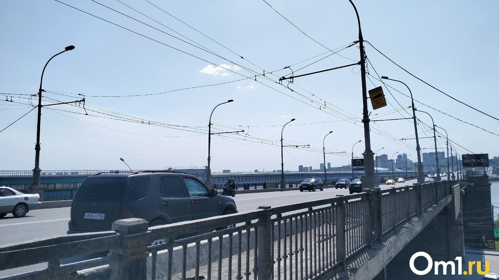 Перилам Октябрьского моста в Новосибирске вернут исторический облик