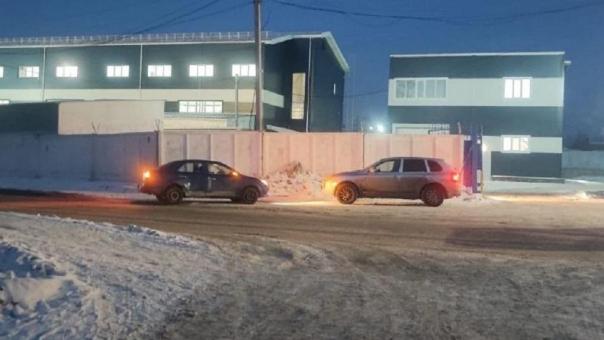 Девочка пострадала в столкновении двух автомобилей в Новосибирске