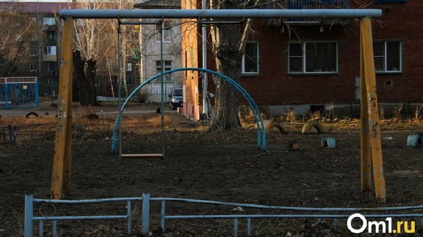 В Омске ищут девочку, которая снова сбежала из детского учреждения