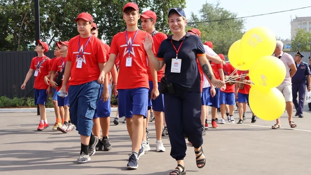 Школьники из ДНР отдохнули на большой перемене в омском парке аттракционов «Вокруг света»
