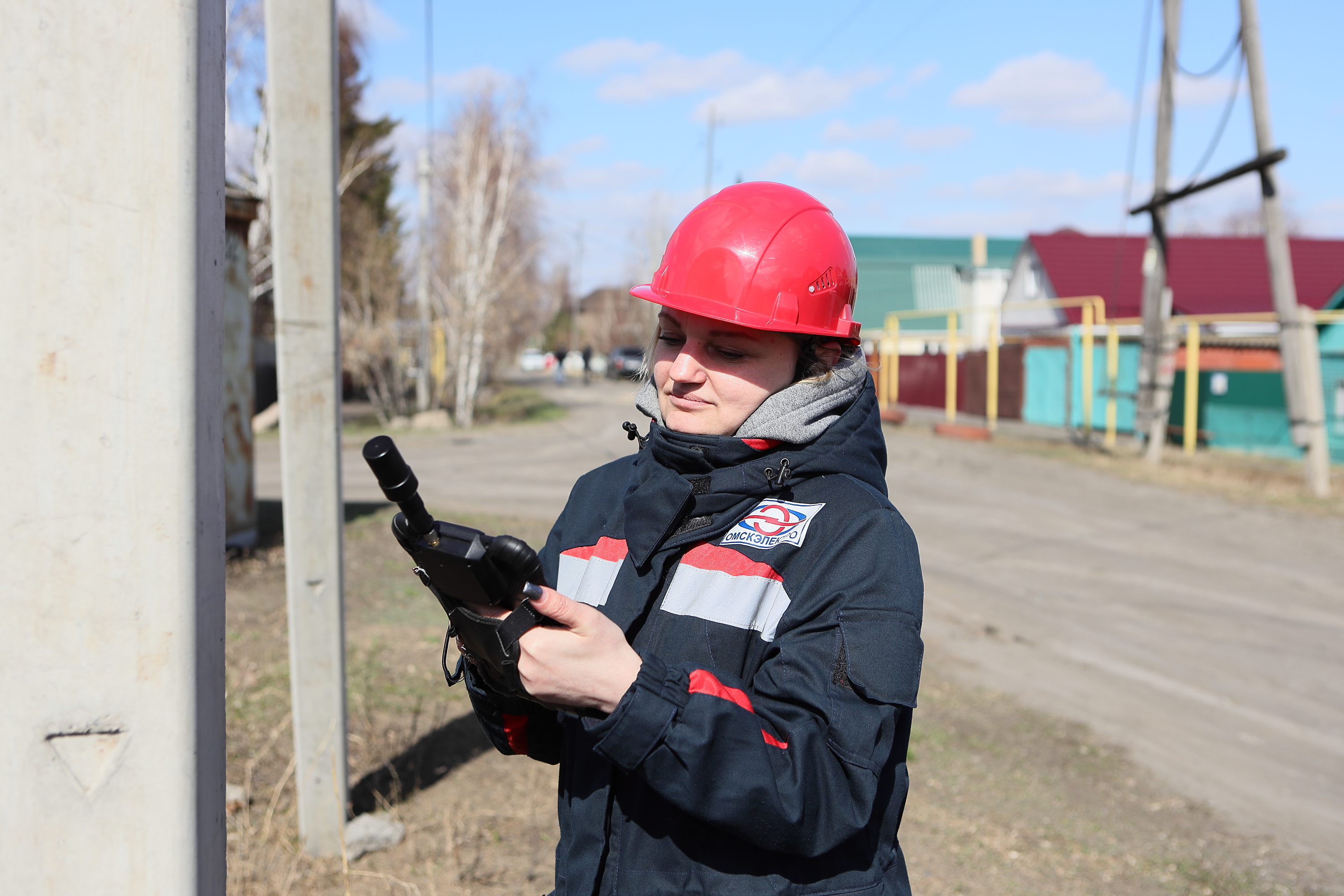 Сайт омскэлектро омск. АО Омскэлектро. Омскэлектро Жуковский Омск. Поддубко Омскэлектро. Логотип Омскэлектро.