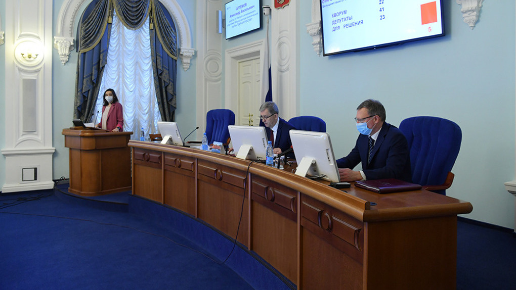 Депутаты приняли законопроект губернатора Буркова о продлении налоговых льгот