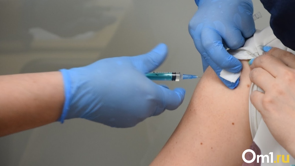 «Опасений нет». Министр здравоохранения Омской области рассказал о количестве вакцины в регионе