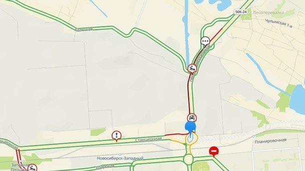 В Новосибирске на Димитровском мосту из-за ДТП собралась 10-балльная пробка